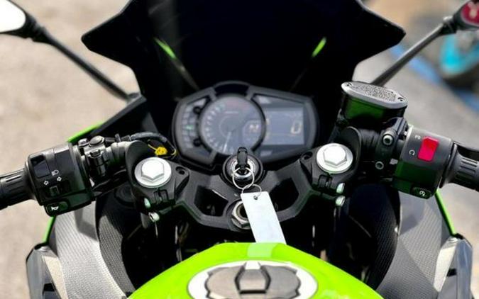 2023 Kawasaki Ninja 400 ABS KRT Edition