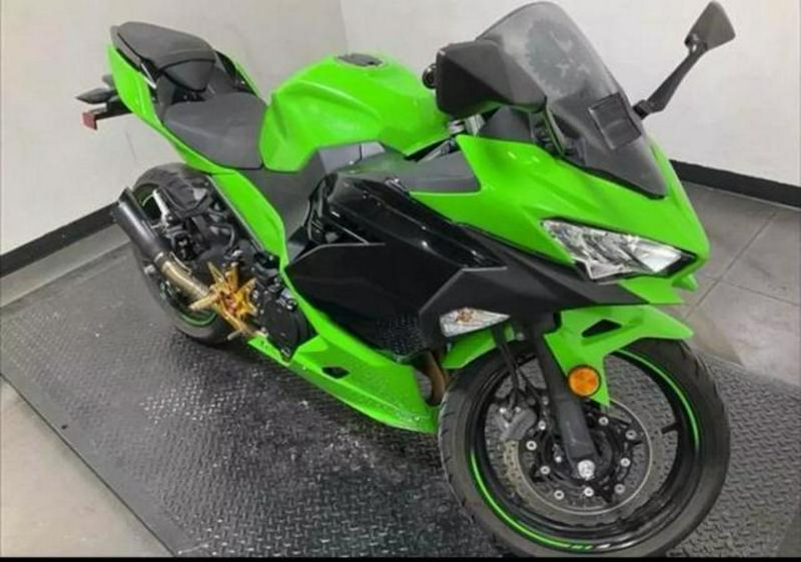 2023 Kawasaki Ninja 400 ABS KRT Edition