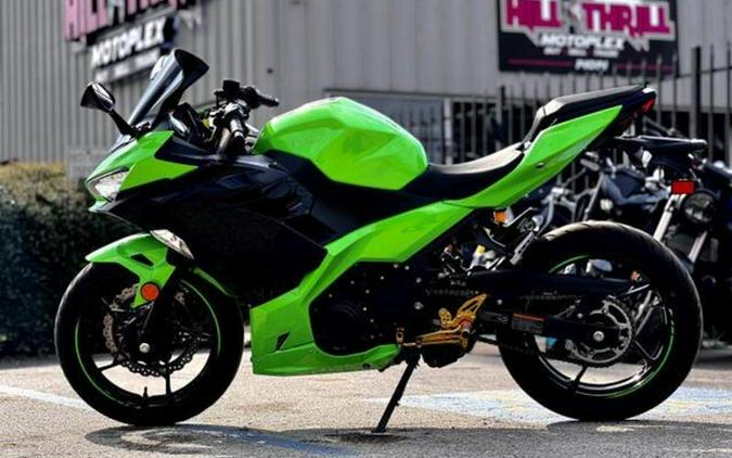 2023 Kawasaki Ninja 400 ABS KRT Edition