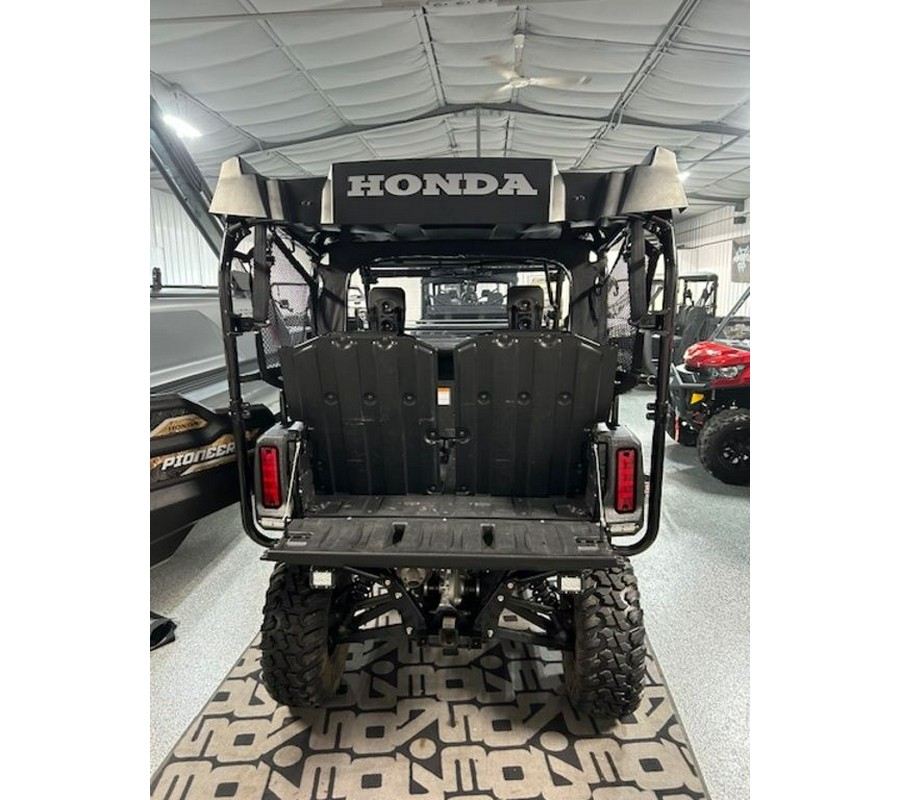 2021 Honda® Pioneer 700-4 Deluxe Honda Phantom Camo®