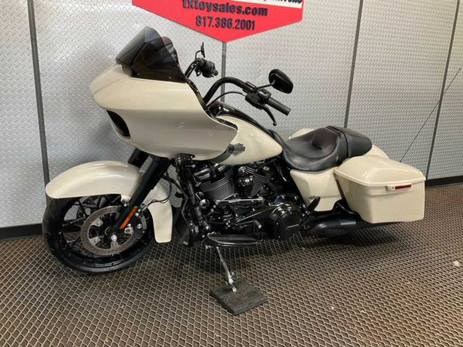 2022 Harley-Davidson Road Glide Special