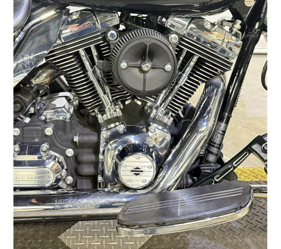 2013 Harley-Davidson® FLTRX - Road Glide® Custom