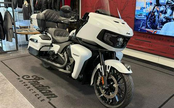 2025 Indian Motorcycle Pursuit® Dark Horse® with Powerband Audio Package