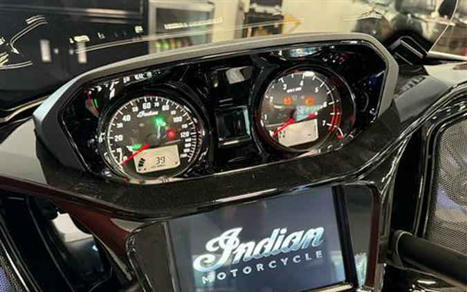 2025 Indian Motorcycle Pursuit® Dark Horse® with Powerband Audio Package