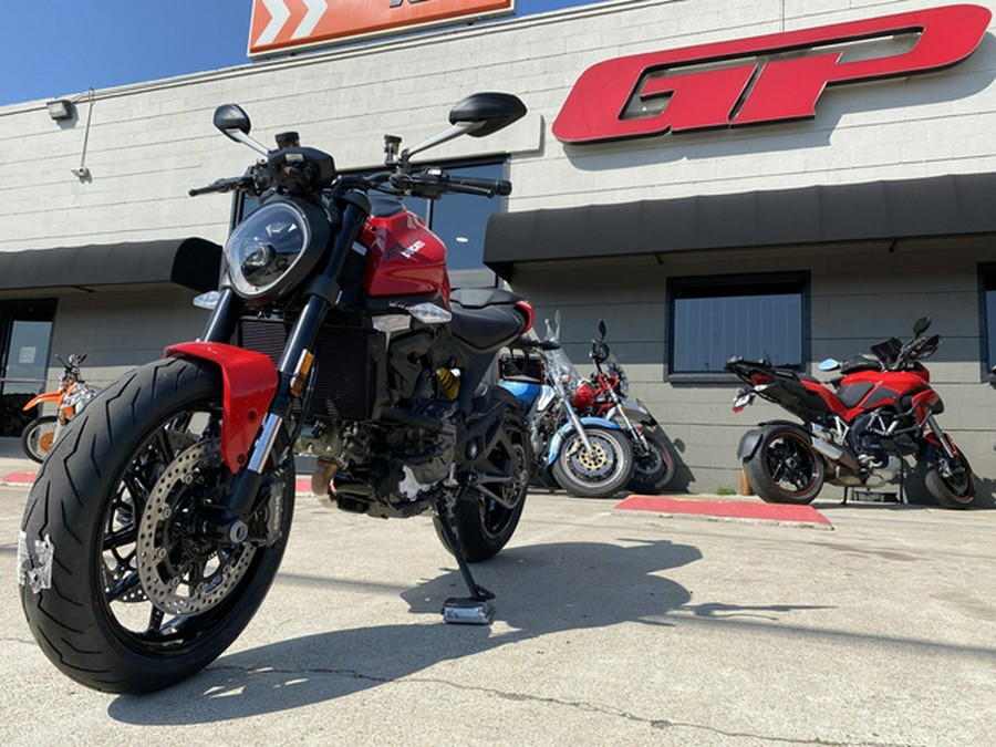 2025 Ducati MONSTER PLUS