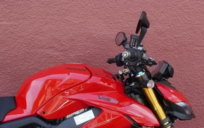 2024 Ducati Streetfighter V4 S Red