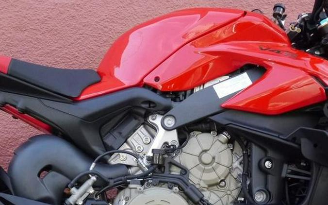 2024 Ducati Streetfighter V4 S Red