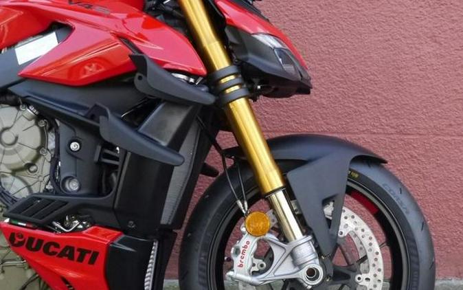 2024 Ducati Streetfighter V4 S Red