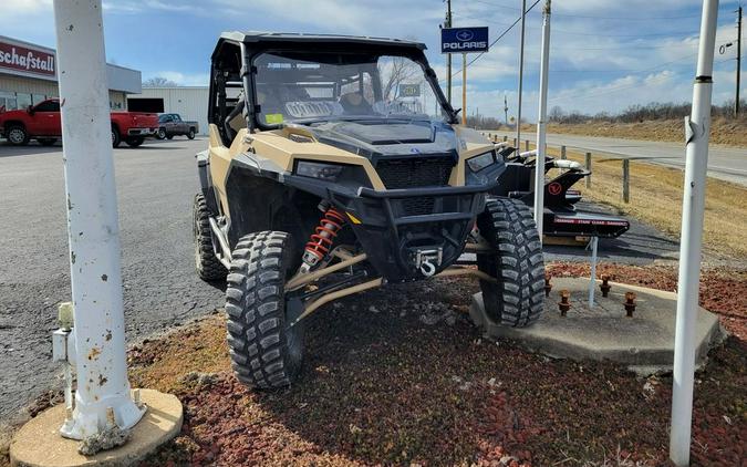 2021 Polaris® General XP 1000 Deluxe Ride Command