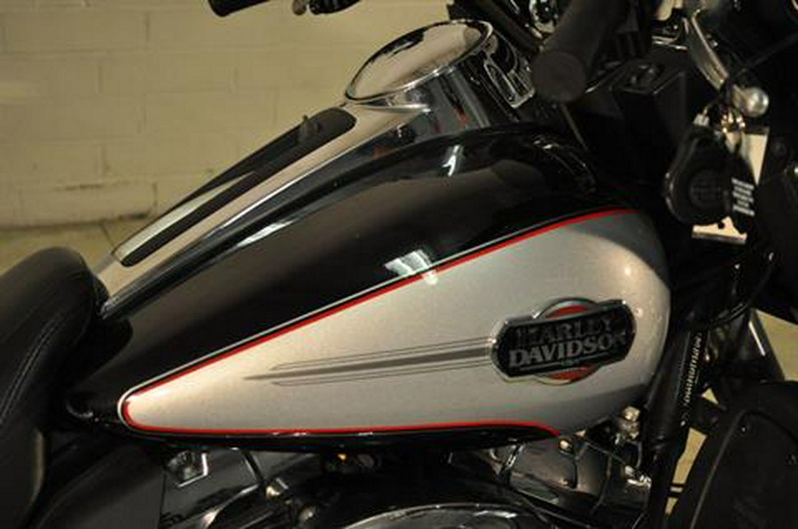 2011 Harley-Davidson Ultra Classic® Electra Glide®