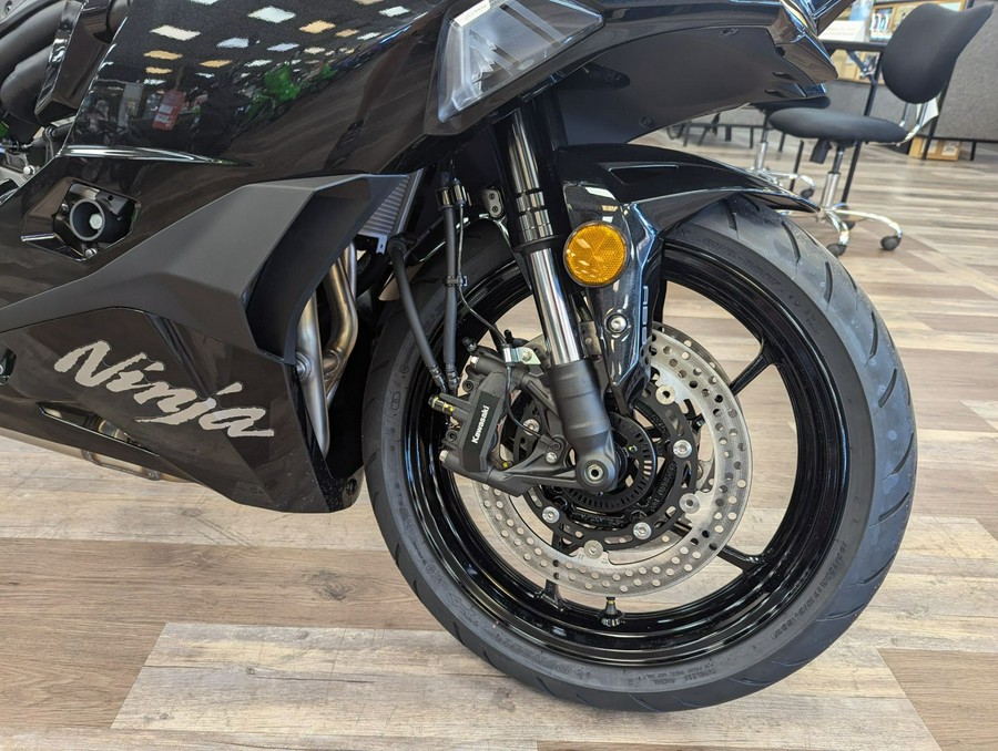 2024 Kawasaki Ninja ZX-4RR ABS