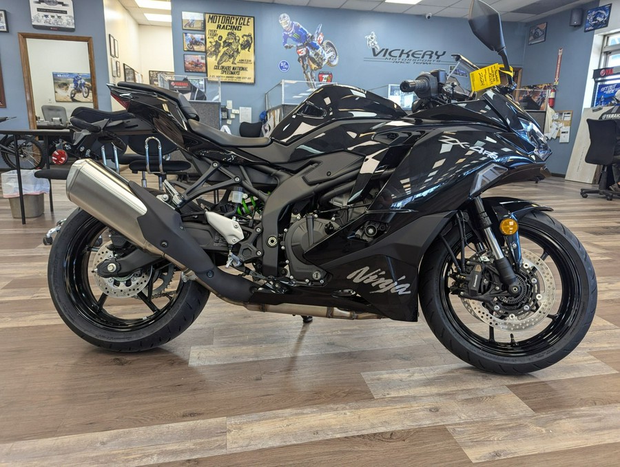 2024 Kawasaki Ninja ZX-4RR ABS