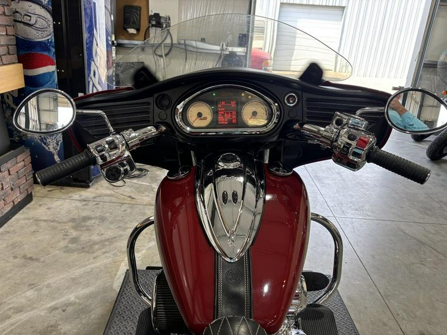 2015 Indian Motorcycle® Chieftain® Indian Red