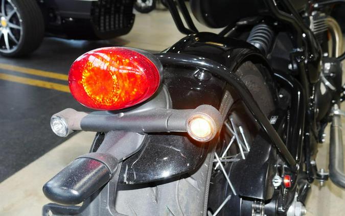 2024 Triumph Bonneville Bobber Stealth Edition