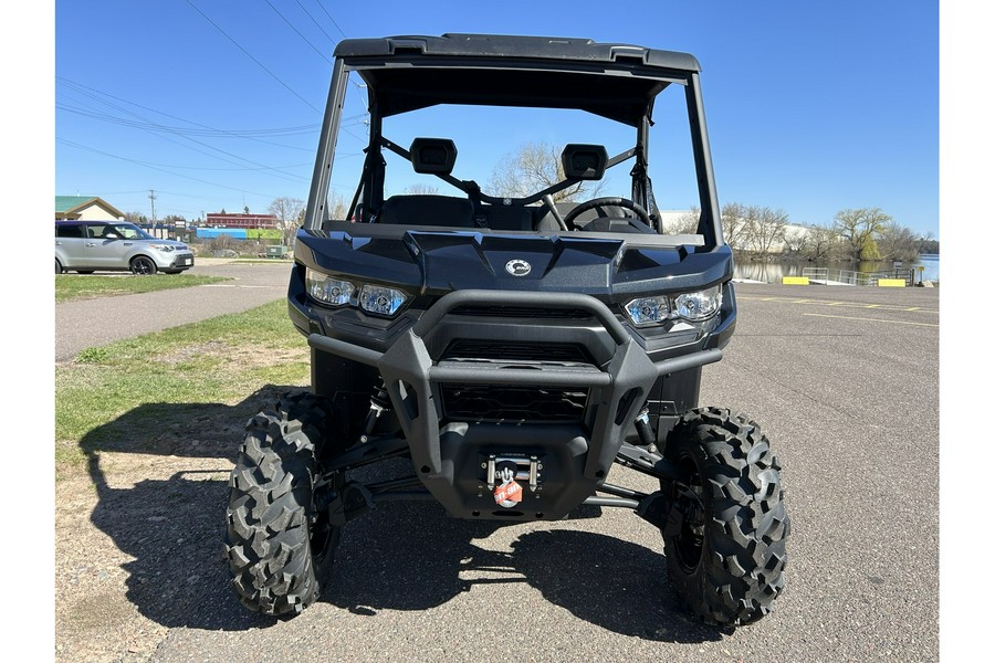 2024 Can-Am SSV DEF XT 64 HD10 BK 24 XT HD10