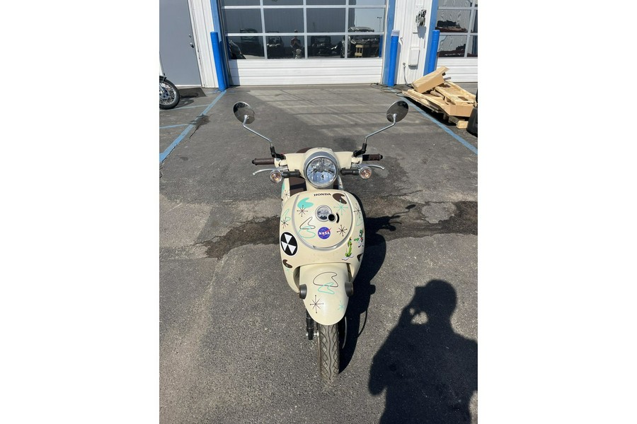 2019 Honda Metropolitan Base