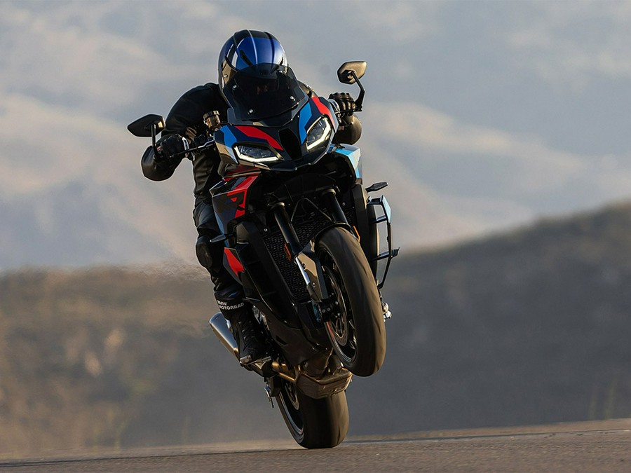 2025 BMW M 1000 XR