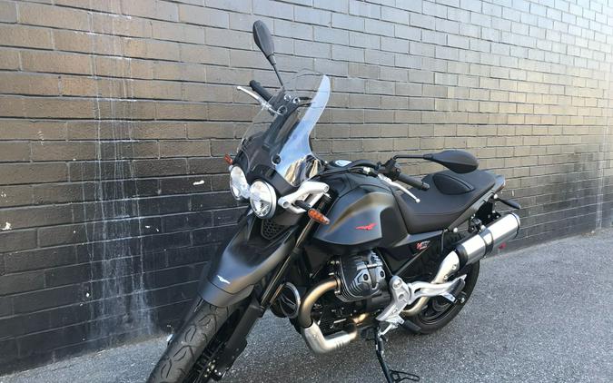 2025 Moto Guzzi V85 Strada