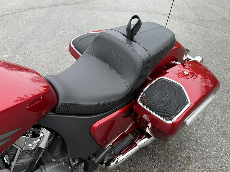 2025 Indian Motorcycle® Challenger® Limited w/PowerBand Audio Sunset Red Metallic