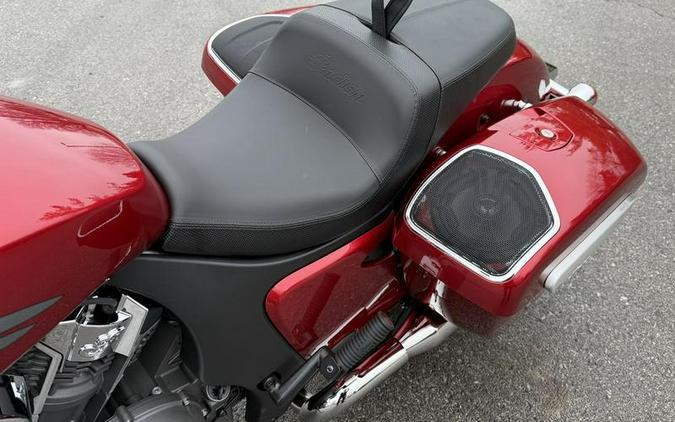 2025 Indian Motorcycle® Challenger® Limited w/PowerBand Audio Sunset Red Metallic