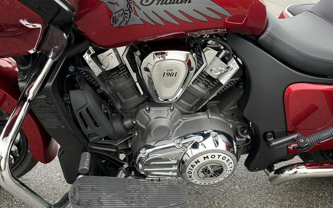 2025 Indian Motorcycle® Challenger® Limited w/PowerBand Audio Sunset Red Metallic