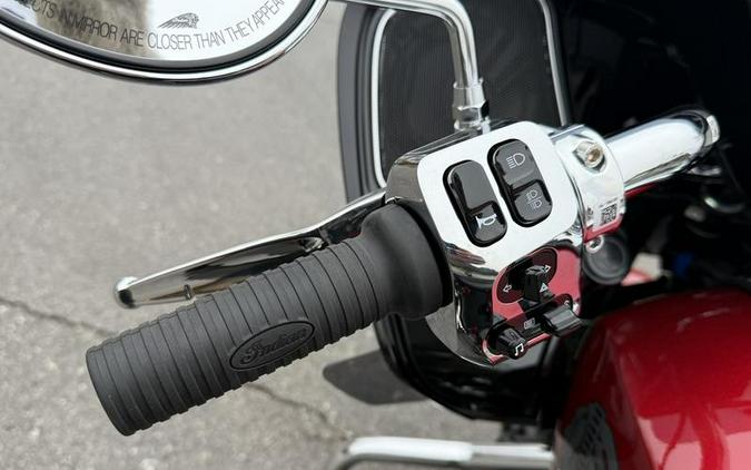 2025 Indian Motorcycle® Challenger® Limited w/PowerBand Audio Sunset Red Metallic