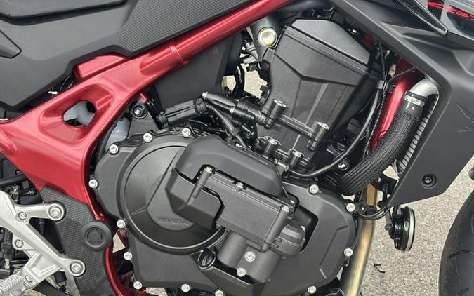 2026 Honda CB750 Hornet E-Clutch