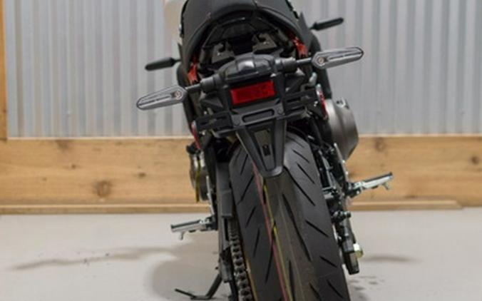 2025 Yamaha XSR 900