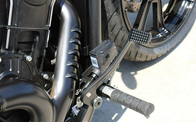 2025 Indian Motorcycle® Sport Scout® Limited Black Metallic