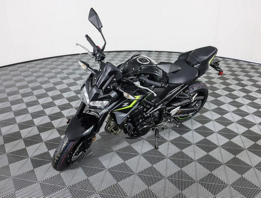 2024 Kawasaki Z900 ABS Metallic Spark Black/Metallic Matte Dark Gray