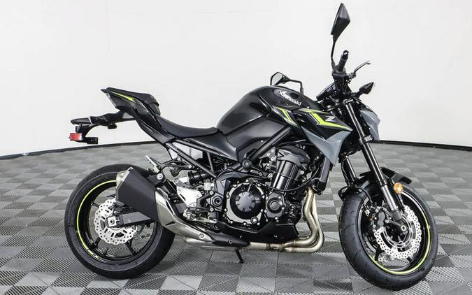 2024 Kawasaki Z900 ABS Metallic Spark Black/Metallic Matte Dark Gray