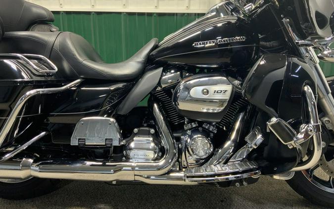 2017 Harley-Davidson® FLHTKL - Ultra Limited Low