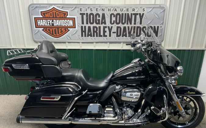 2017 Harley-Davidson® FLHTKL - Ultra Limited Low