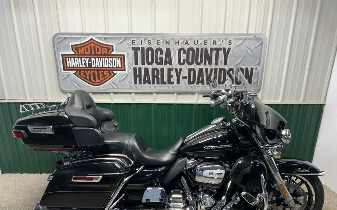 2017 Harley-Davidson® FLHTKL - Ultra Limited Low