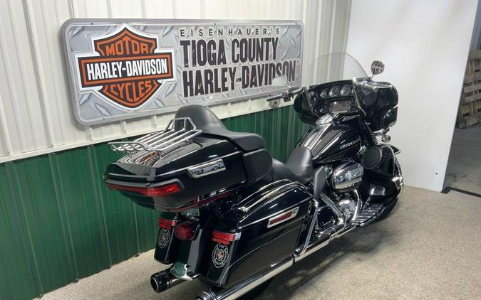 2017 Harley-Davidson® FLHTKL - Ultra Limited Low