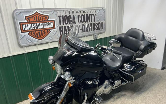 2017 Harley-Davidson® FLHTKL - Ultra Limited Low