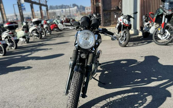 2013 Triumph THRUXTON 900