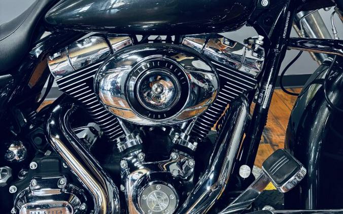 2009 Harley-Davidson® Street Glide® BLACK PEARL