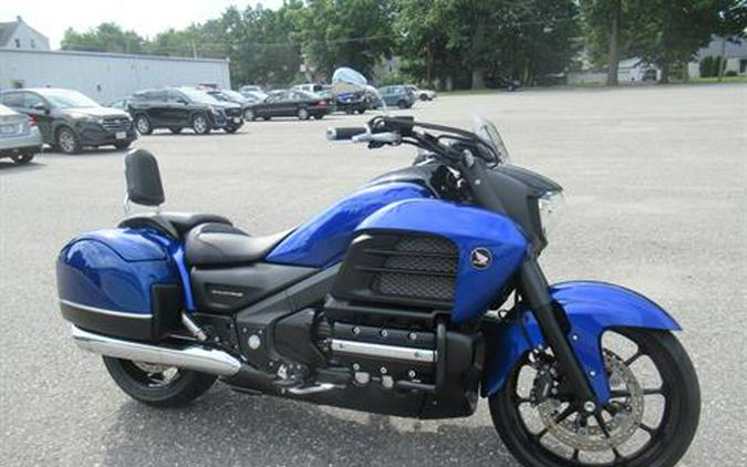 2014 Honda Gold Wing® Valkyrie®