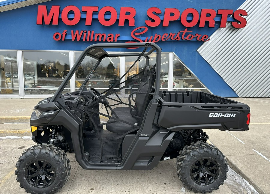 2025 Can-Am Defender DPS HD10