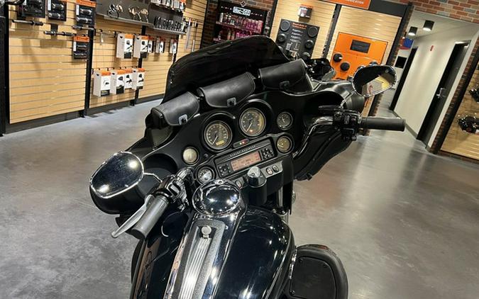 2012 Harley-Davidson FLHTCU - Electra Glide Ultra Classic