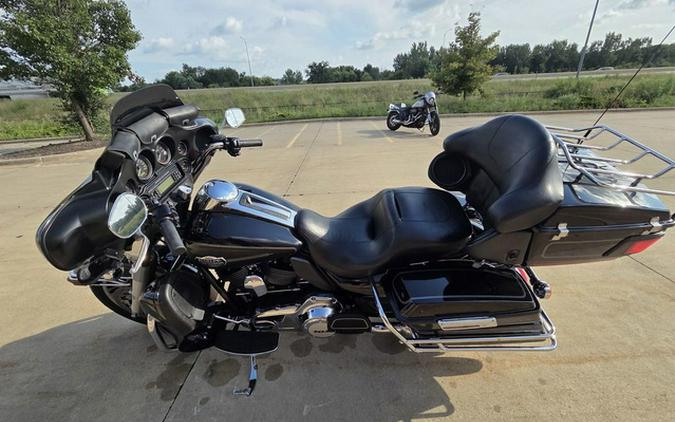 2012 Harley-Davidson FLHTCU - Electra Glide Ultra Classic