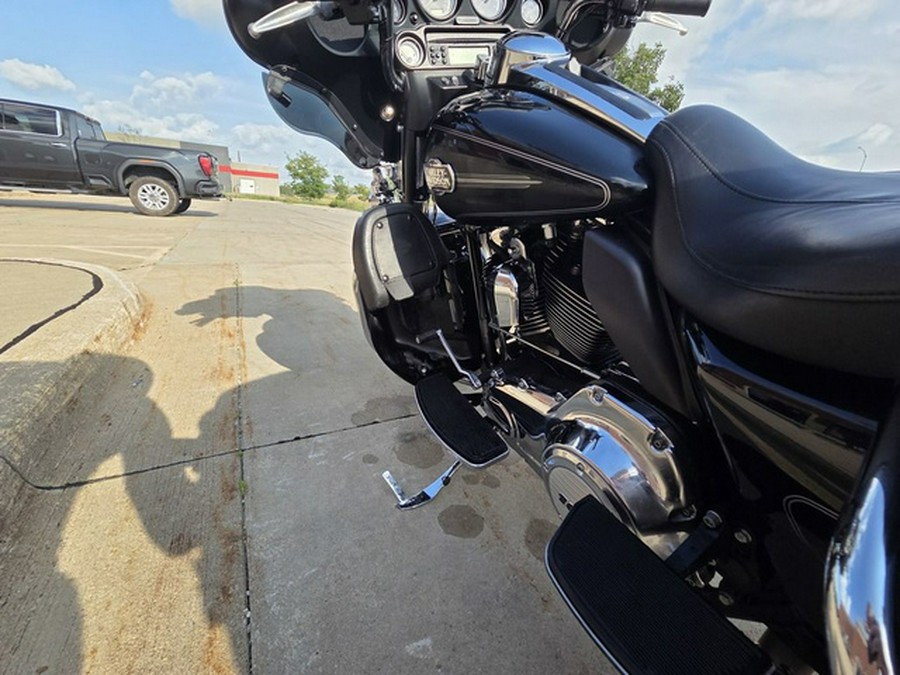 2012 Harley-Davidson FLHTCU - Electra Glide Ultra Classic