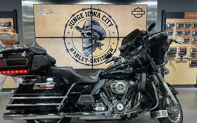 2012 Harley-Davidson FLHTCU - Electra Glide Ultra Classic