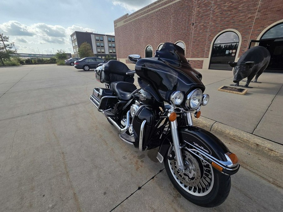 2012 Harley-Davidson FLHTCU - Electra Glide Ultra Classic
