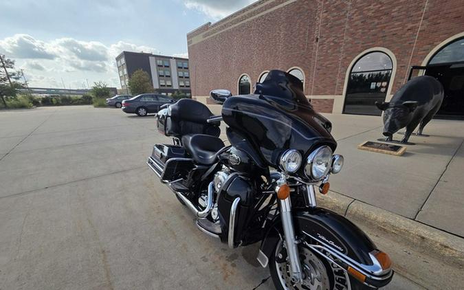2012 Harley-Davidson FLHTCU - Electra Glide Ultra Classic