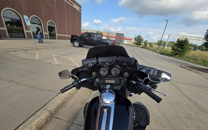 2012 Harley-Davidson FLHTCU - Electra Glide Ultra Classic