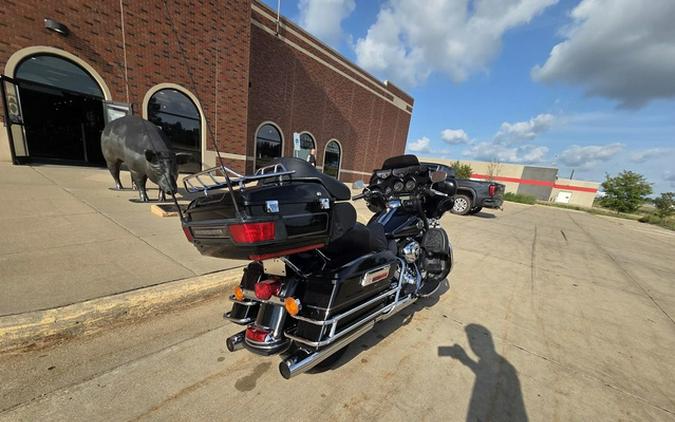 2012 Harley-Davidson FLHTCU - Electra Glide Ultra Classic