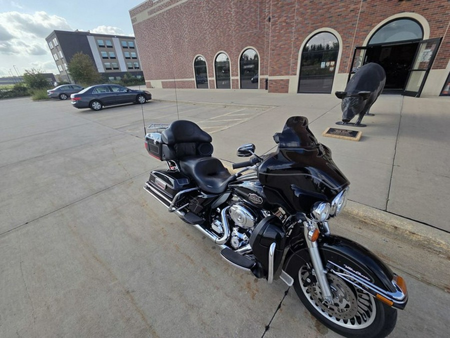 2012 Harley-Davidson FLHTCU - Electra Glide Ultra Classic