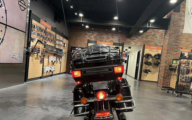 2012 Harley-Davidson FLHTCU - Electra Glide Ultra Classic
